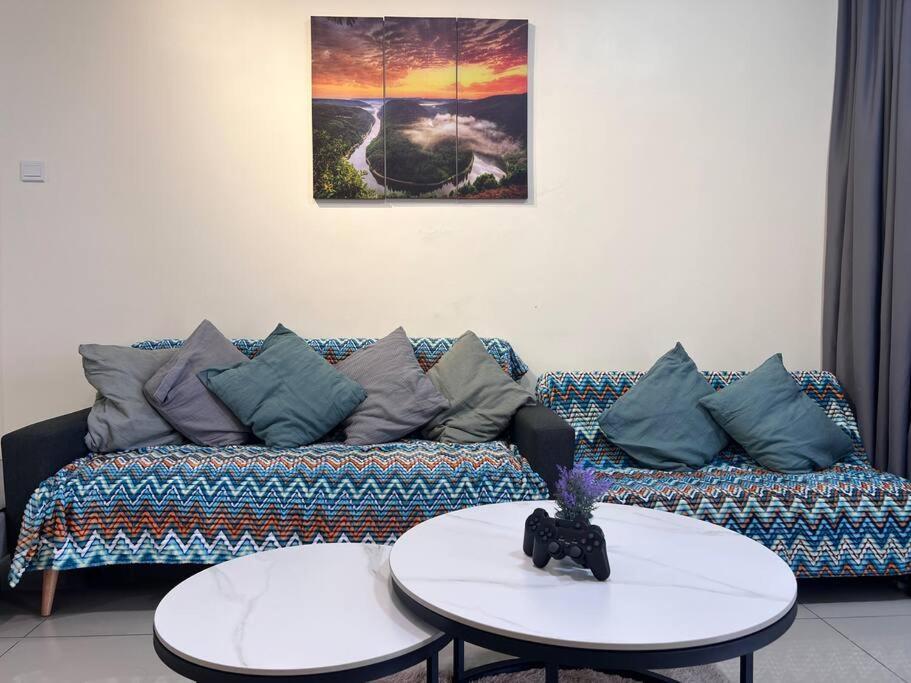 Newi 3bri 1-7paxi Videogamei Nearjonker Apartment Malacca